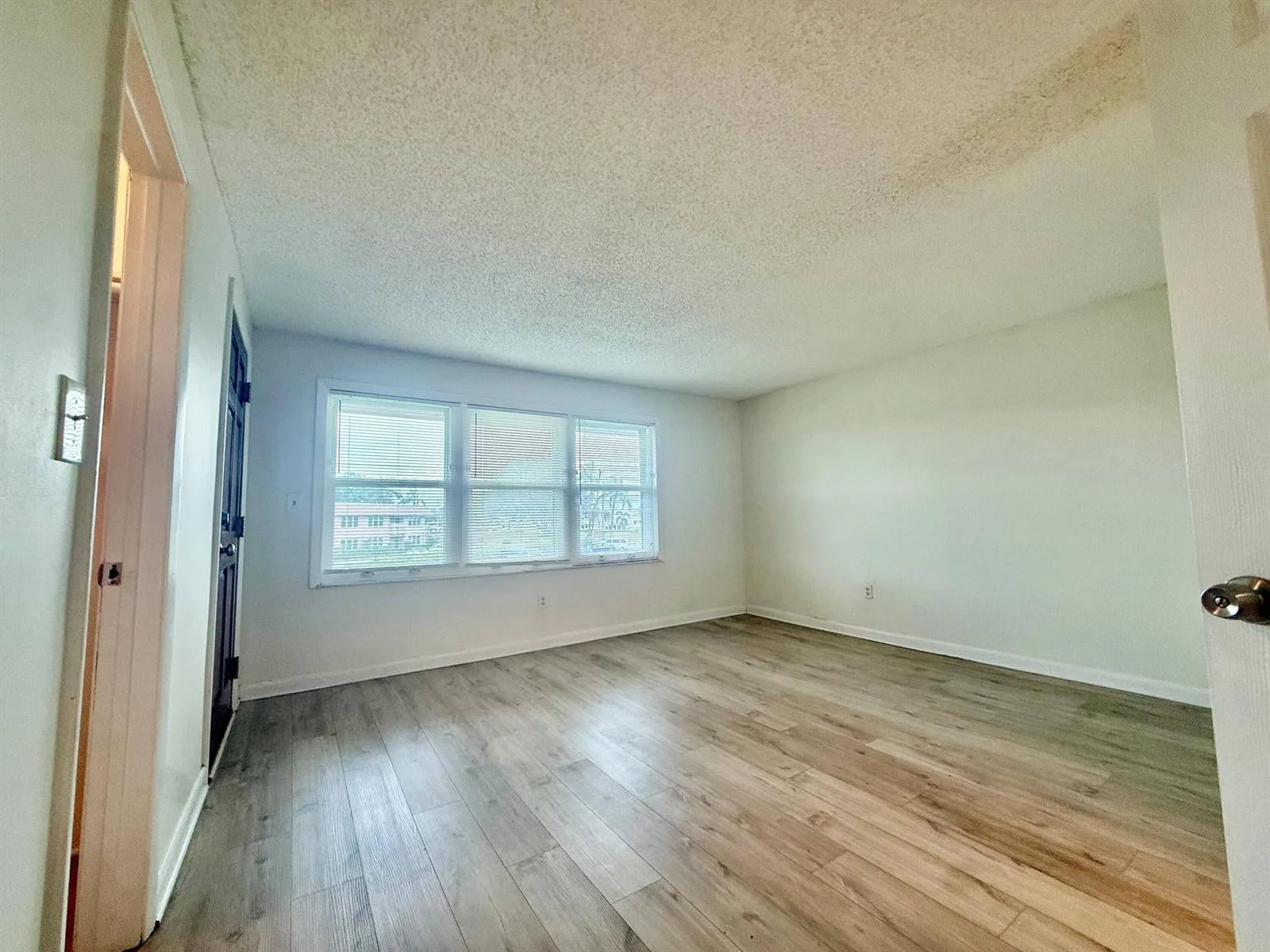 329 Gulfstream Road, Dania Beach, FL 33004 photo 7