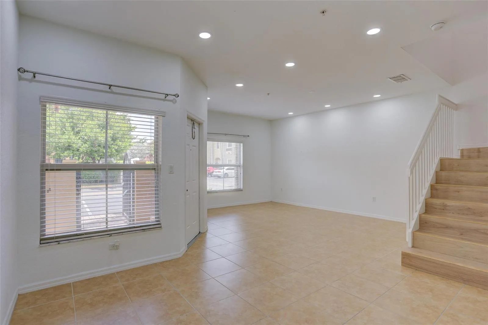 2851 W Prospect Road # 305, Tamarac, FL 33309 photo 6