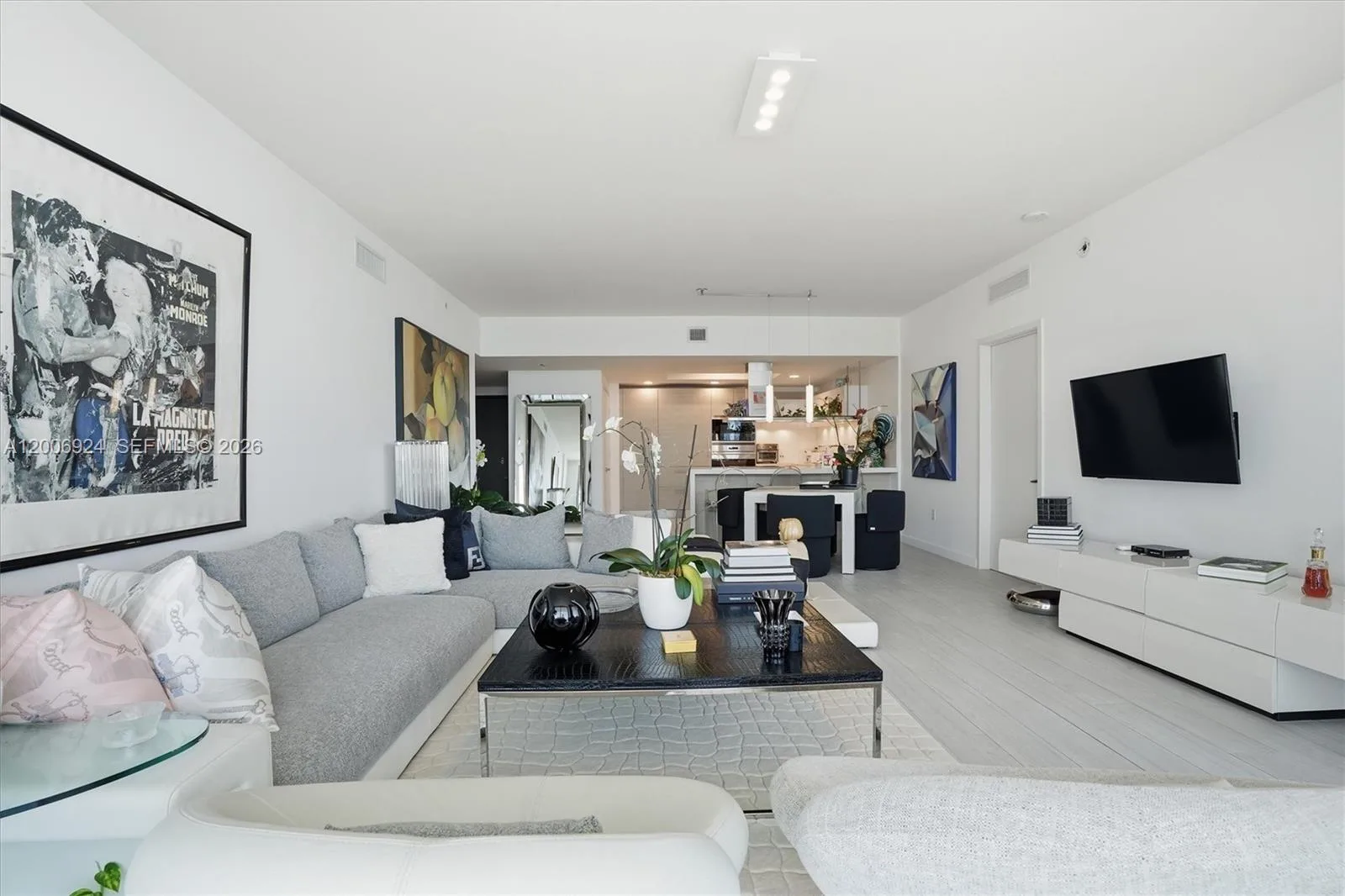 17301 Biscayne Blvd # 1905, North Miami Beach, FL 33160 photo 11