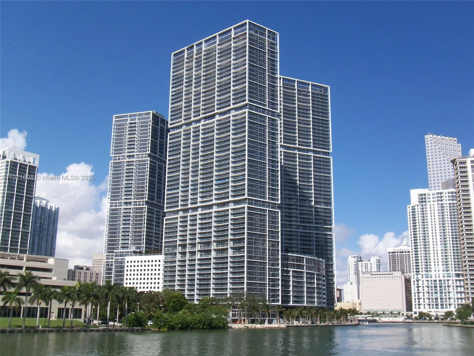 475 Brickell Ave # 4908, Miami, FL 33131