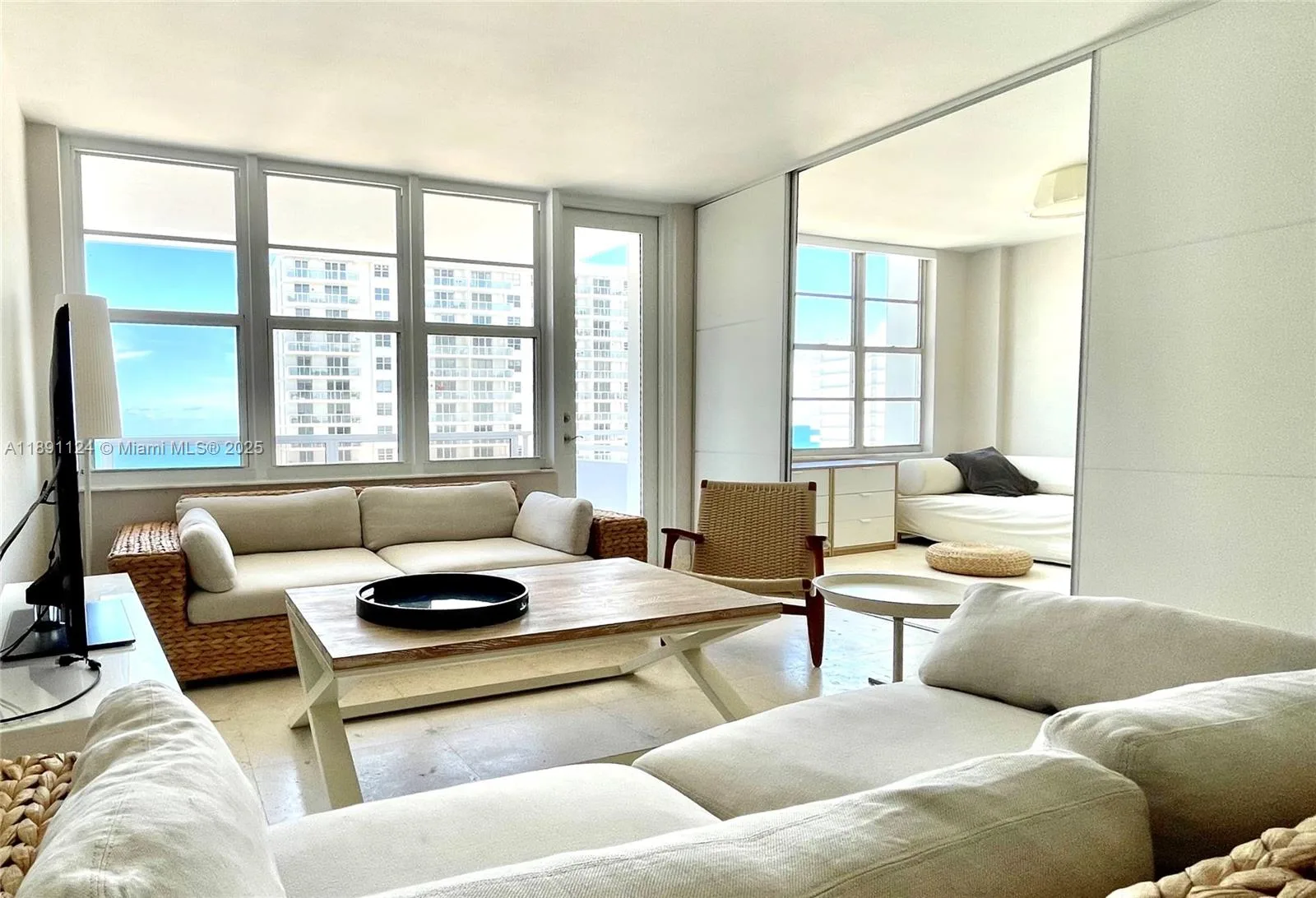 5700 Collins Ave # 11A, Miami Beach, FL 33140