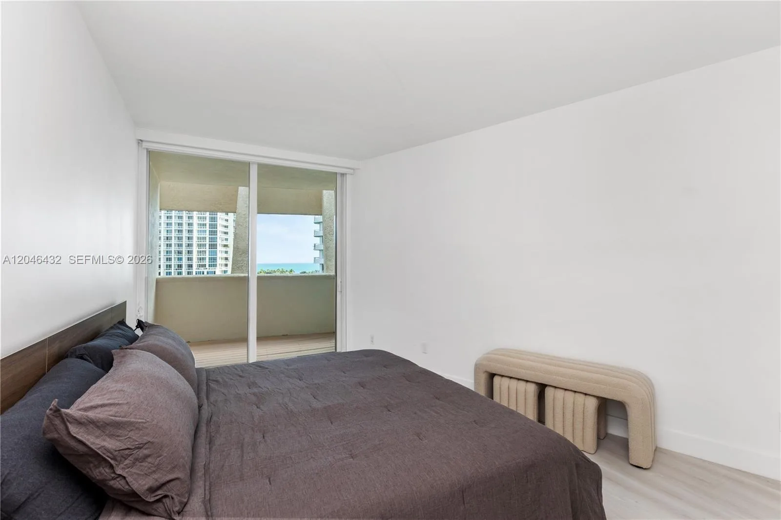 300 S Pointe Dr # 907, Miami Beach, FL 33139 photo 10