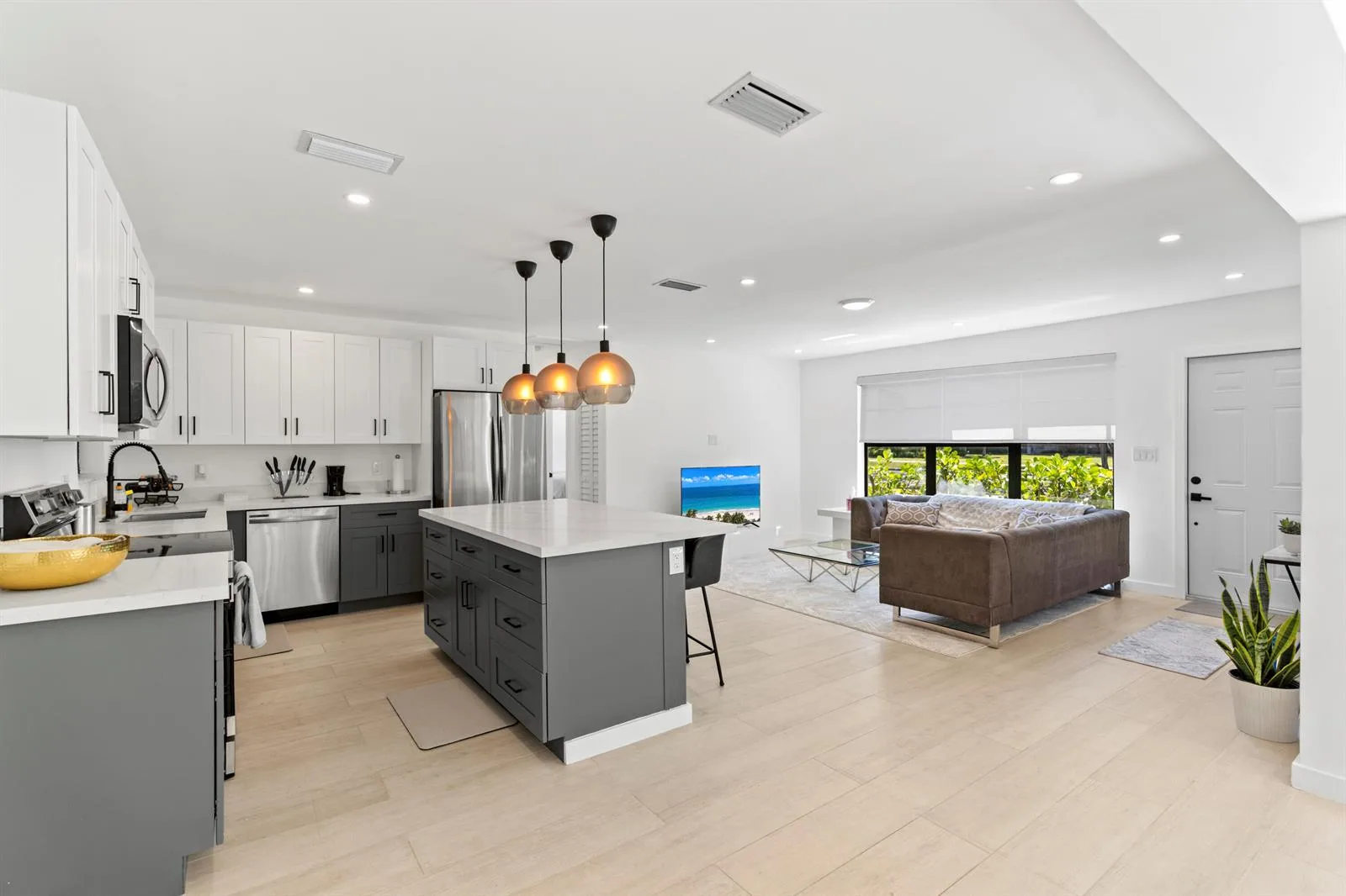 235 NE 20th Street, Boca Raton, FL 33431 photo 4