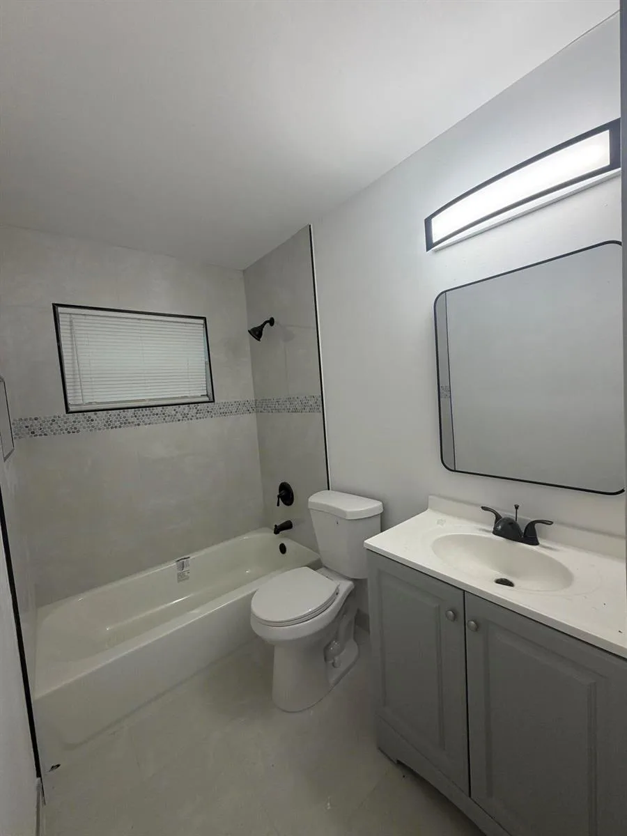 821 SW 62ND Avenue, North Lauderdale, FL 33068