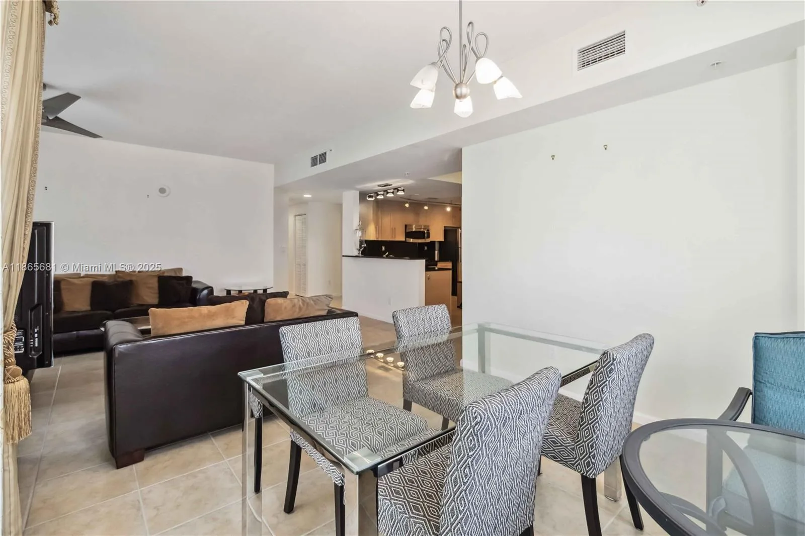 511 SE 5th Ave # 1214, Fort Lauderdale, FL 33301 photo 11