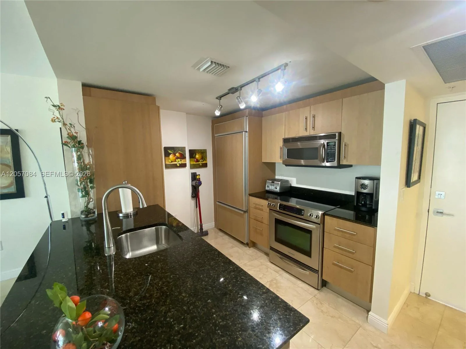 10275 Collins Ave # 215, Bal Harbour, FL 33154 photo 7