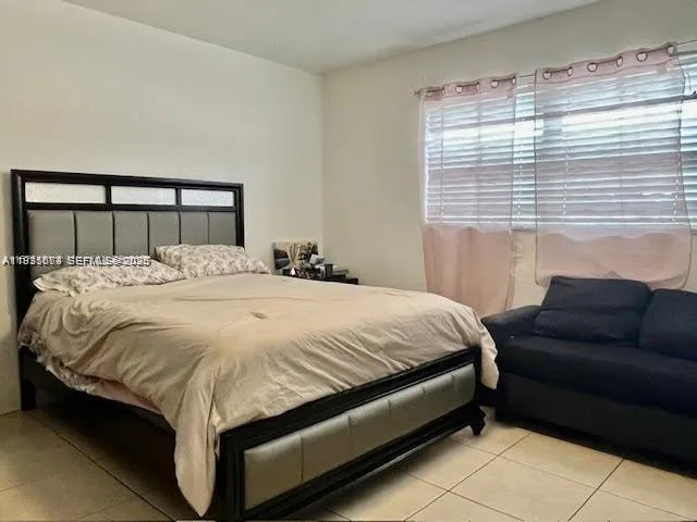 12890 NE 8th Ave # 102, North Miami, FL 33161 photo 2