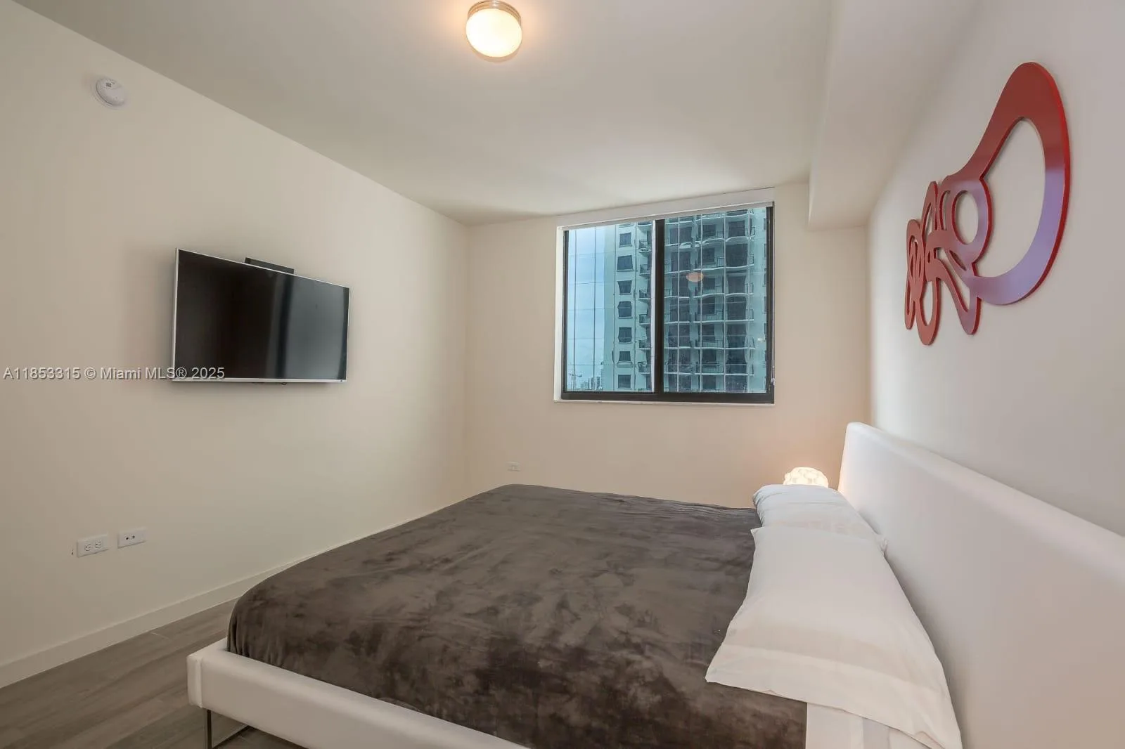 999 SW 1st Ave # 1715, Miami, FL 33130 photo 7