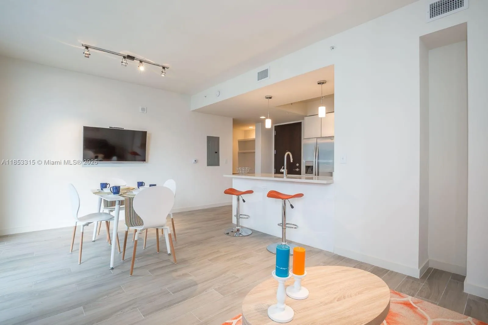 999 SW 1st Ave # 1715, Miami, FL 33130 photo 8