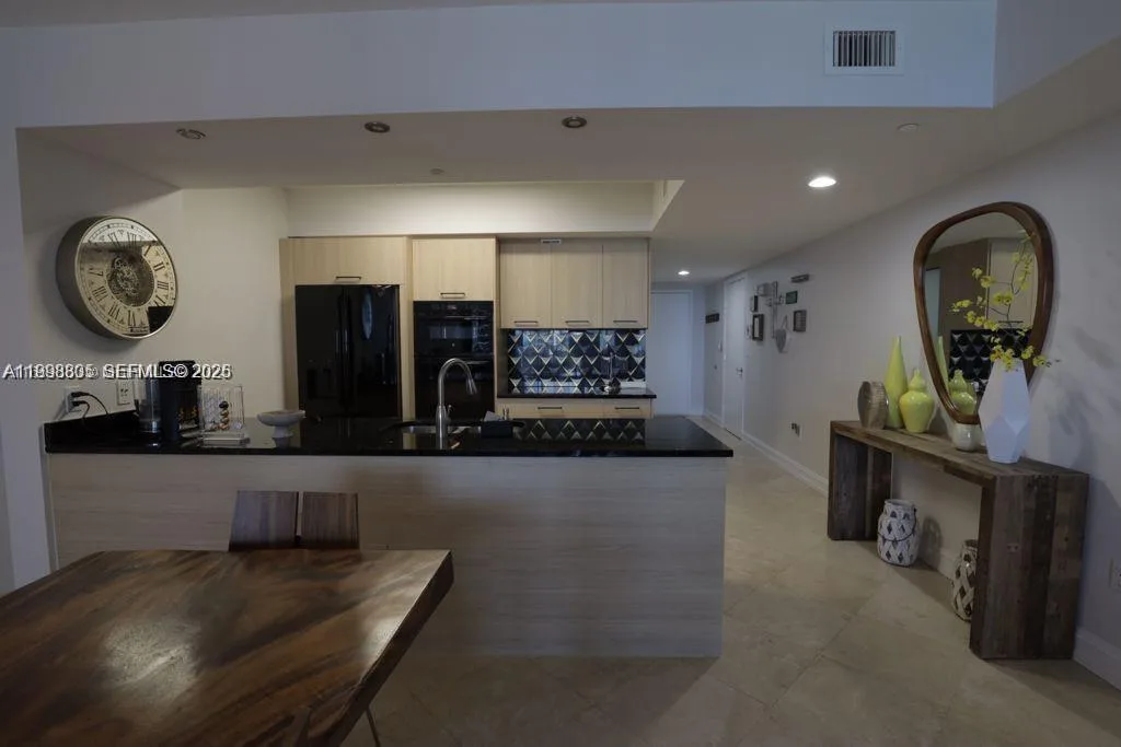 1830 S Ocean Dr # 2011, Hallandale Beach, FL 33009 photo 13