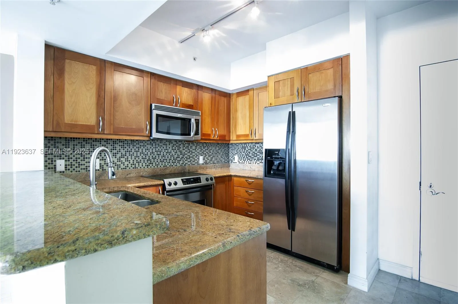 1745 E Hallandale Beach Blvd # 1508W, Hallandale Beach, FL 33009 photo 2