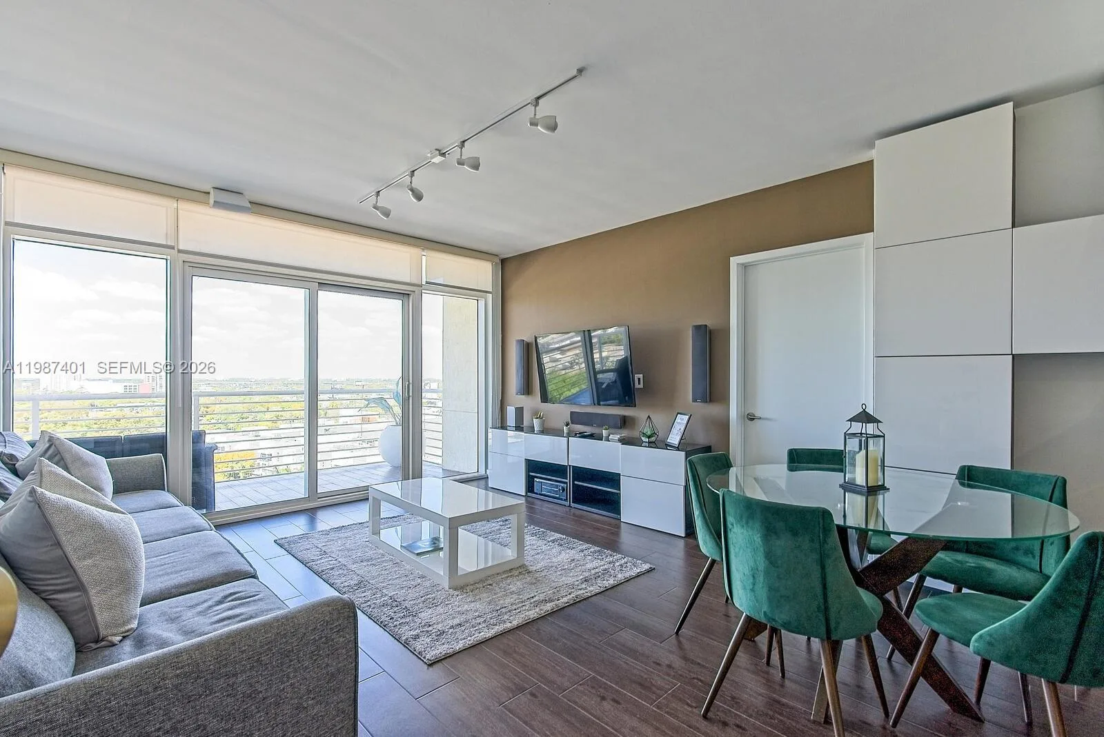 3250 NE 1st Ave # 1006, Miami, FL 33137 photo 4
