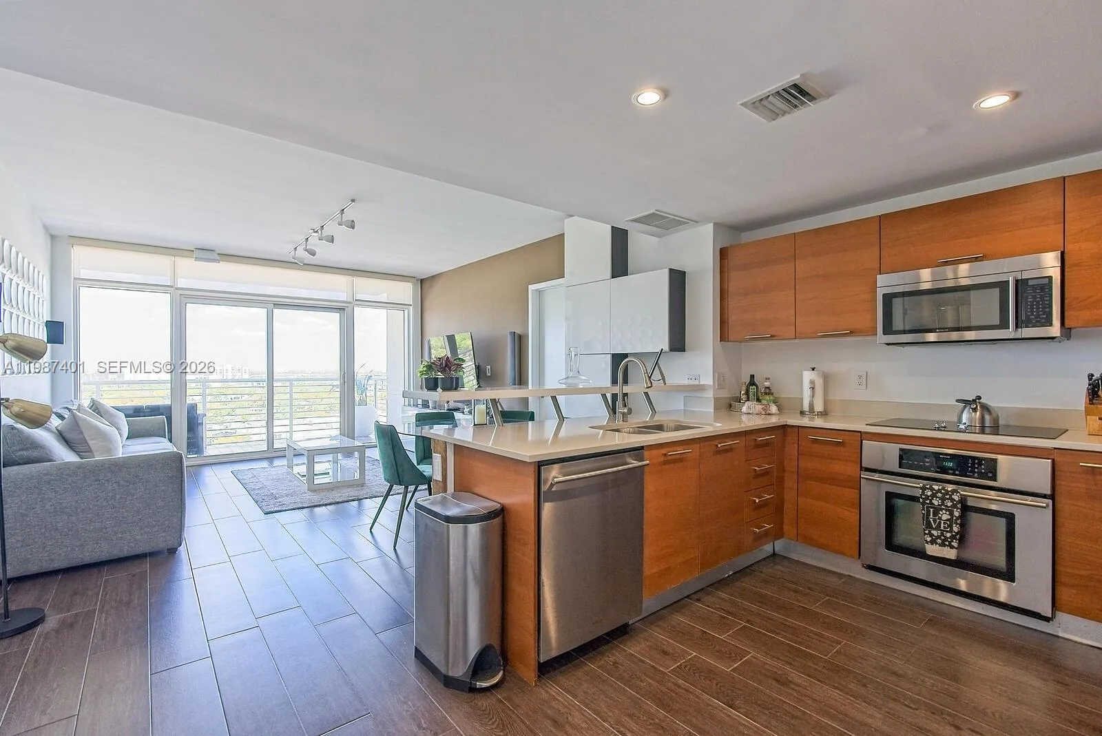 3250 NE 1st Ave # 1006, Miami, FL 33137 photo 6