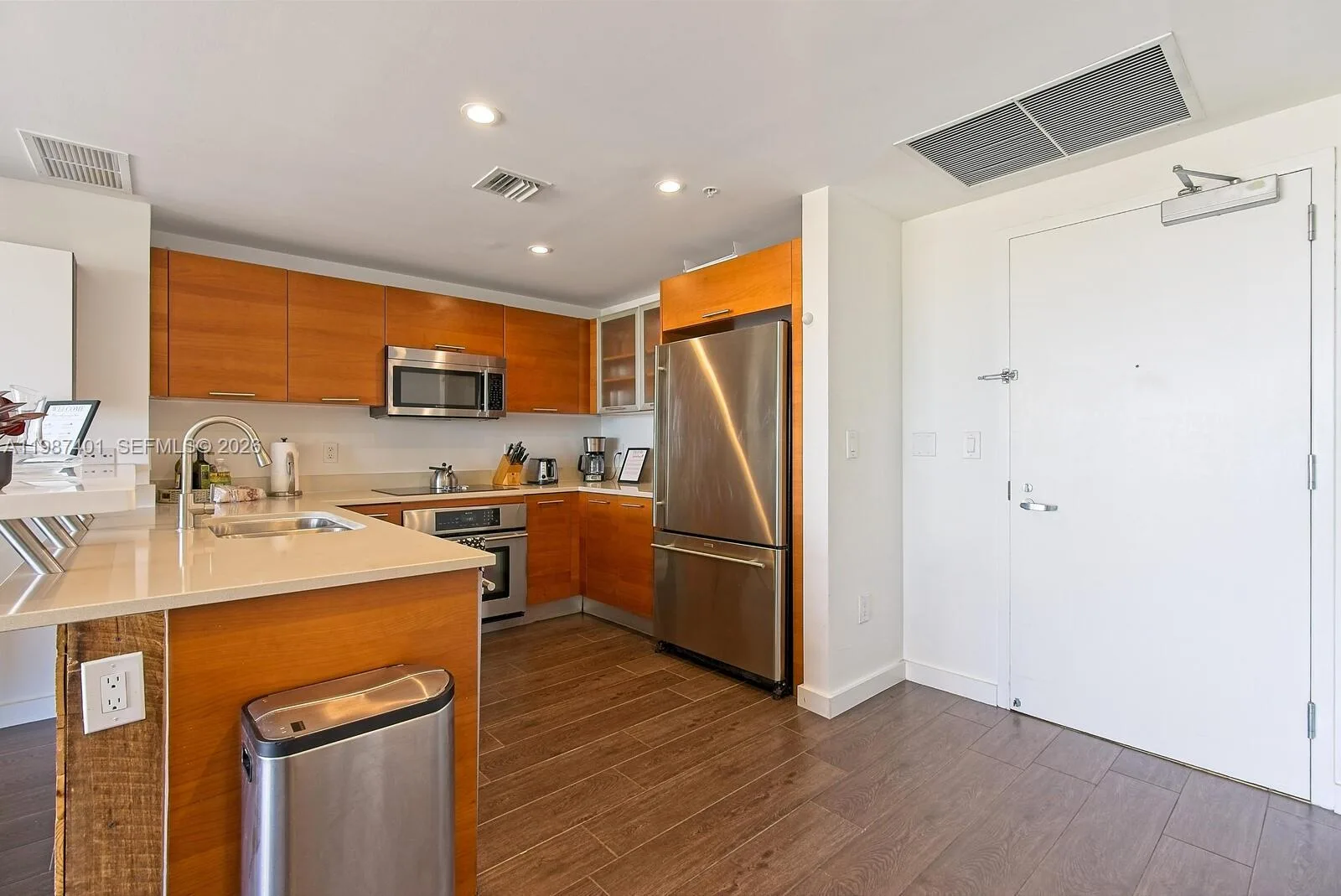 3250 NE 1st Ave # 1006, Miami, FL 33137 photo 8
