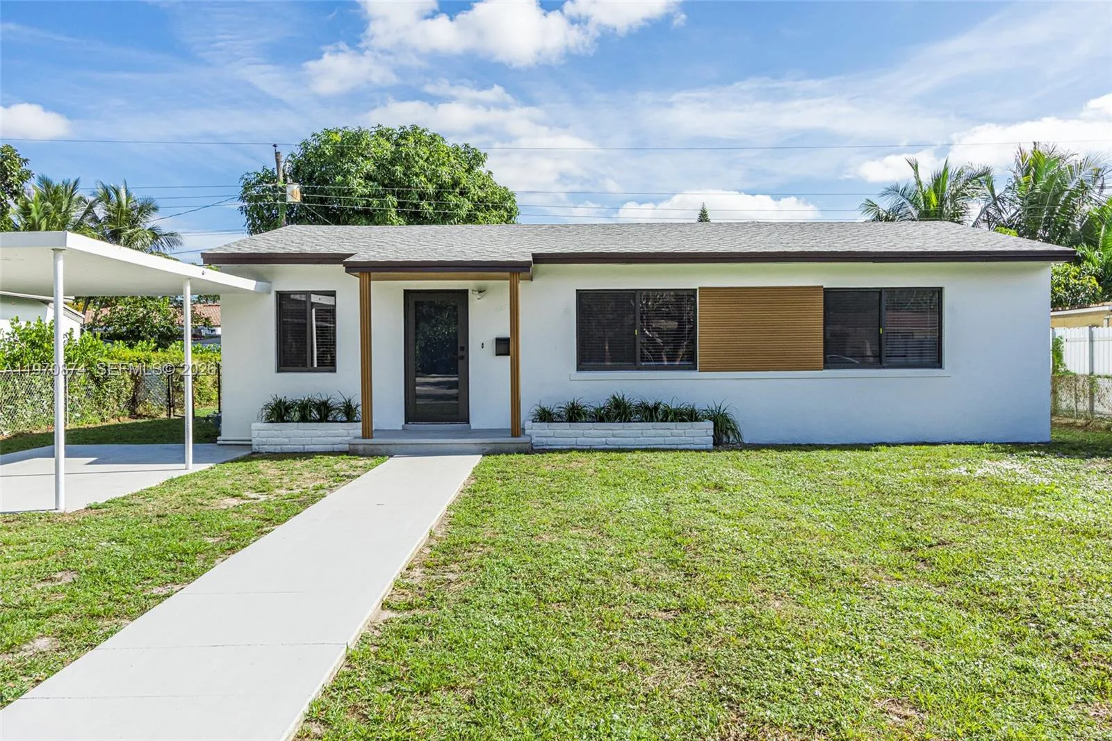16049 NE 9th PL, North Miami Beach, FL 33162