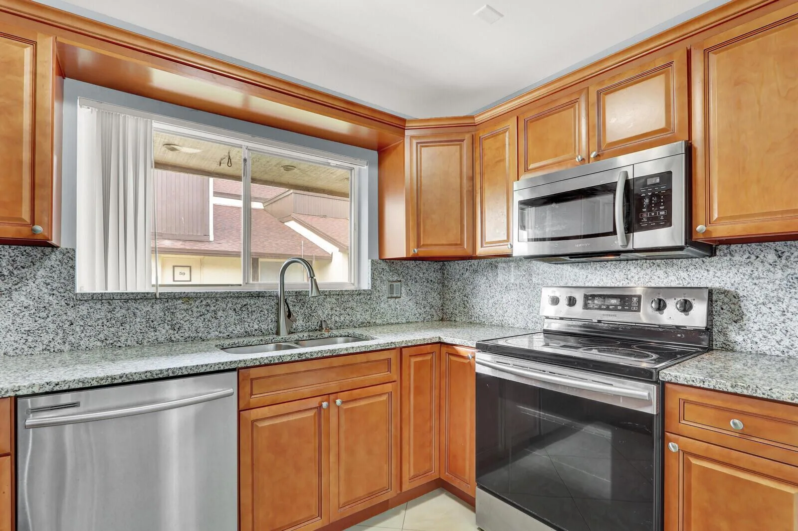 5272 Bosque Lane # 31, West Palm Beach, FL 33415