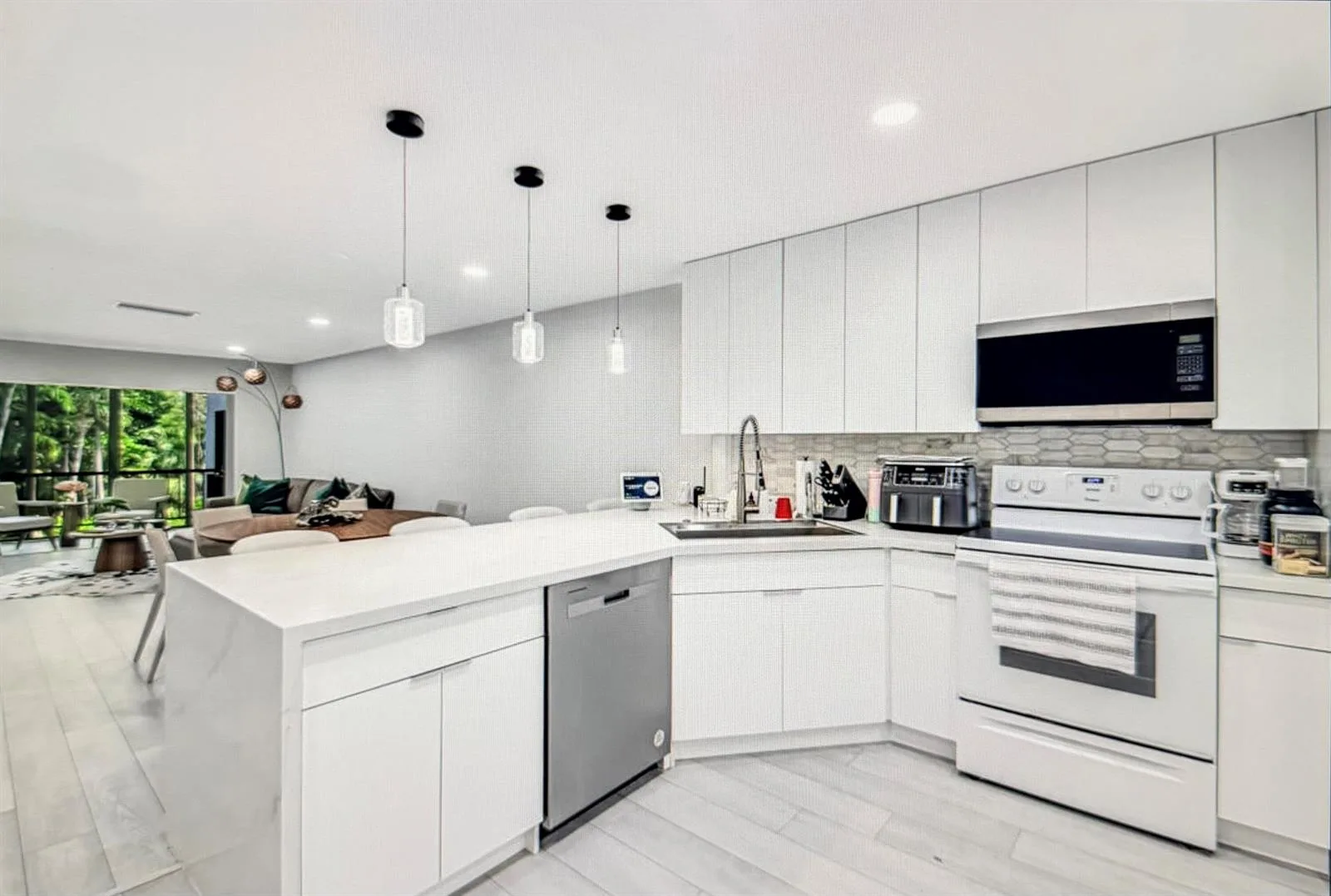 21362 JUEGO Circle # 33D, Boca Raton, FL 33433