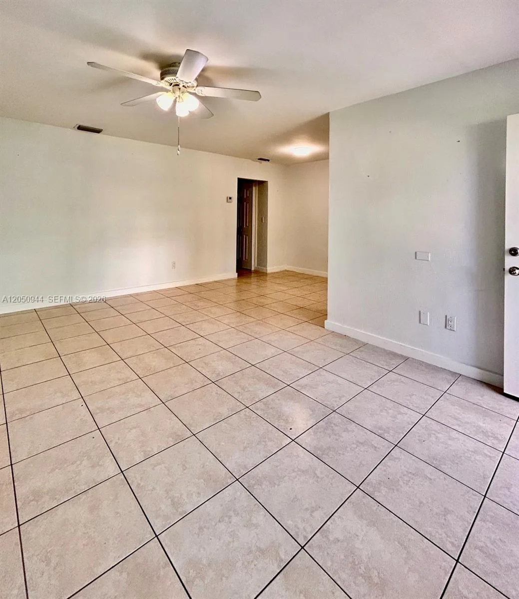 3265 Griffin Rd # 205, Dania Beach, FL 33312 photo 4