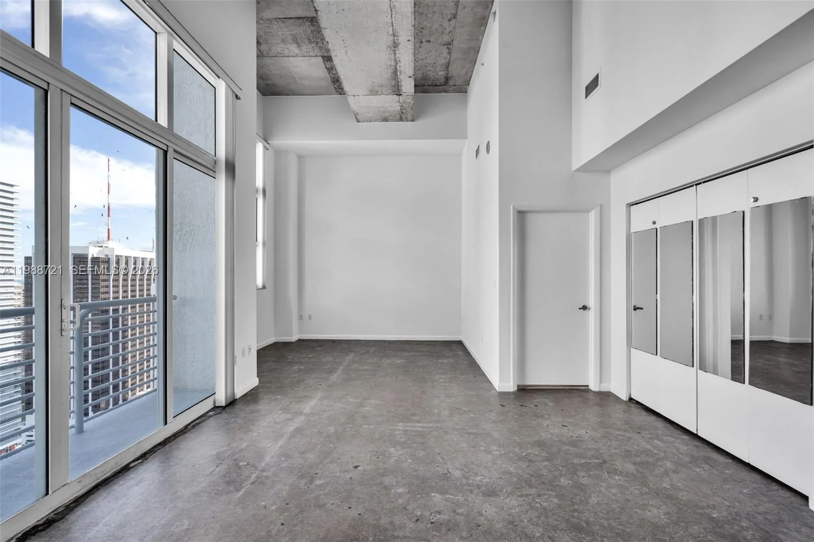 133 NE 2nd Ave # 3610, Miami, FL 33132 photo 10