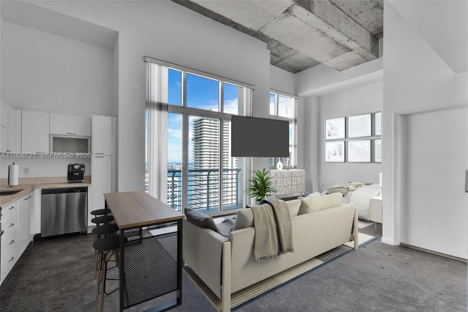 133 NE 2nd Ave # 3610, Miami, FL 33132 photo 5