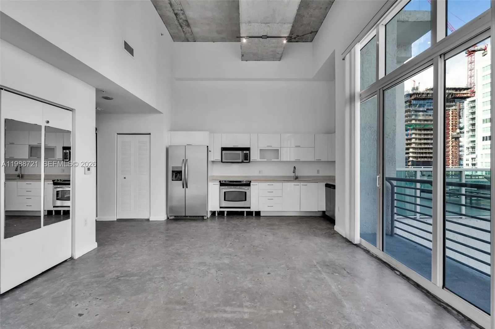 133 NE 2nd Ave # 3610, Miami, FL 33132 photo 7
