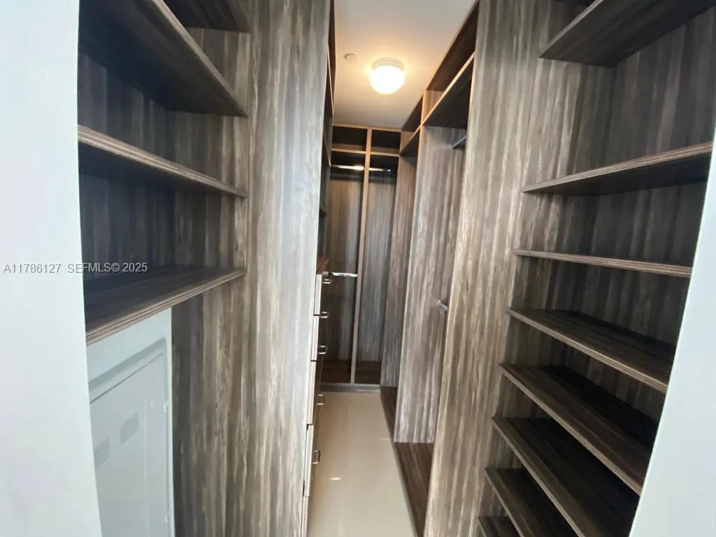 488 NE 18th St # 4905, Miami, FL 33132 photo 11