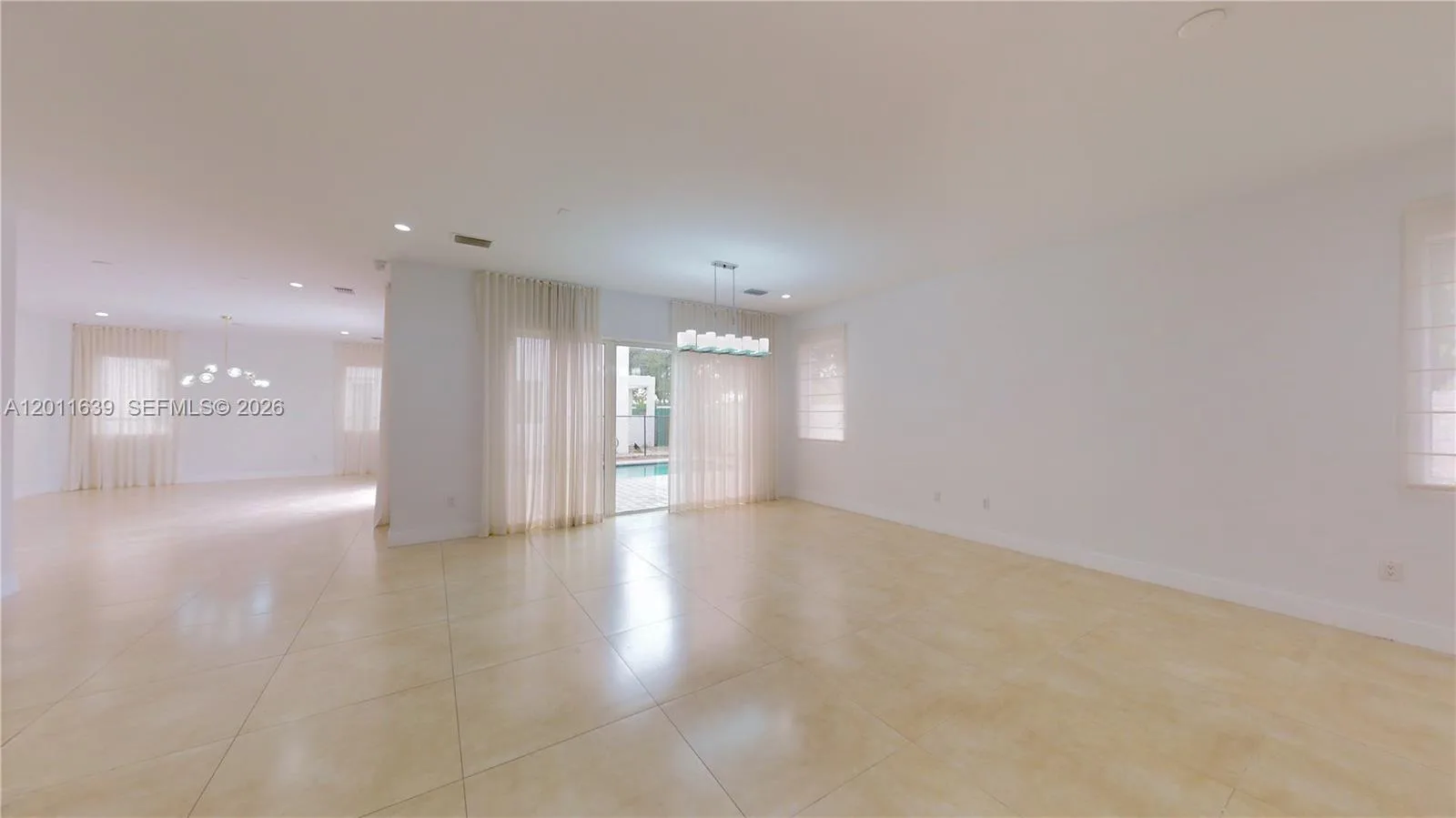 9980 NW 74th Ter, Doral, FL 33178 photo 11