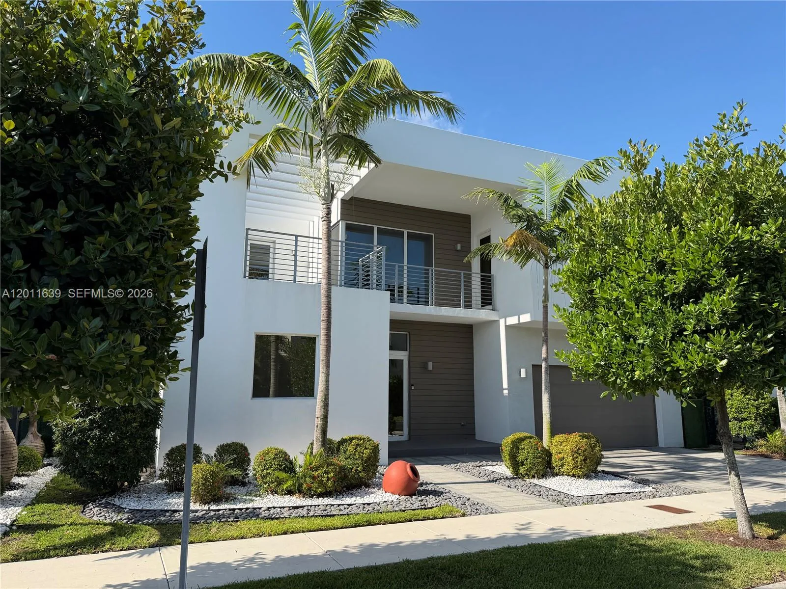 9980 NW 74th Ter, Doral, FL 33178 photo 3