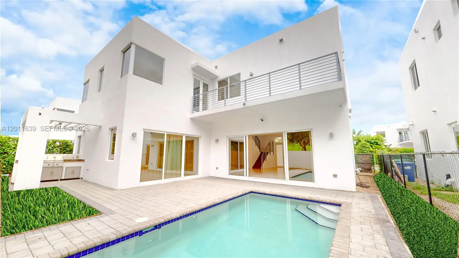 9980 NW 74th Ter, Doral, FL 33178 photo 4