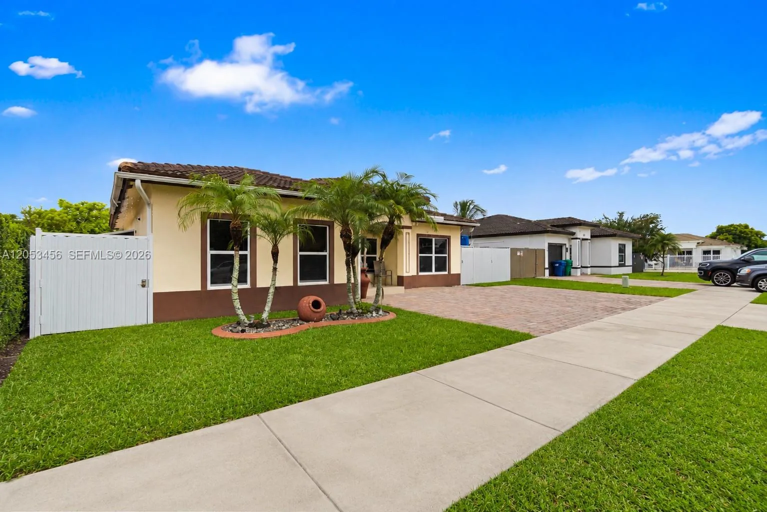 25501 SW 132nd Ave, Homestead, FL 33032 photo 2