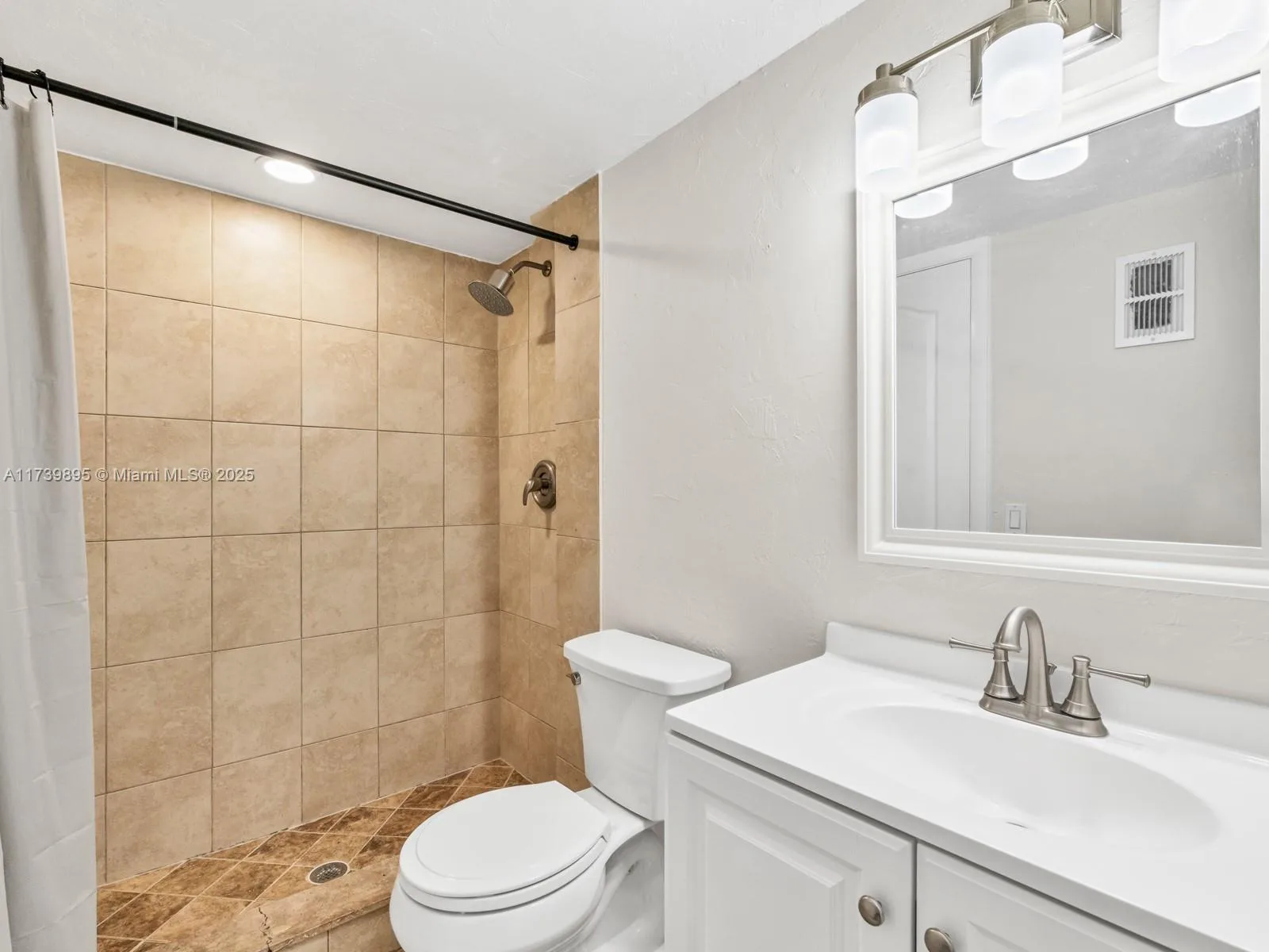 10900 SW 104th St # 114, Miami, FL 33176 photo 11