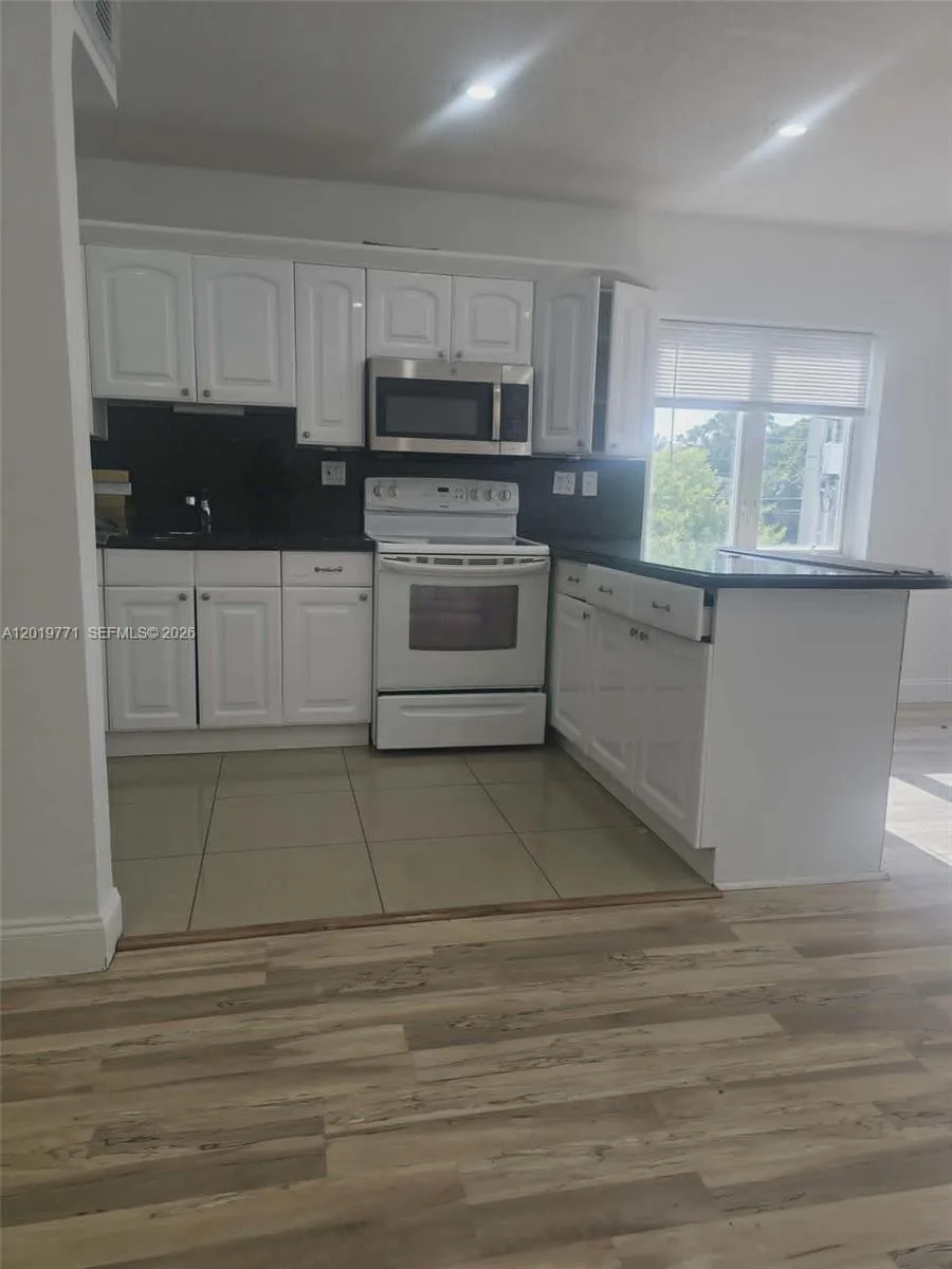3114 E Sunrise Blvd # 3114, Fort Lauderdale, FL 33304 photo 4