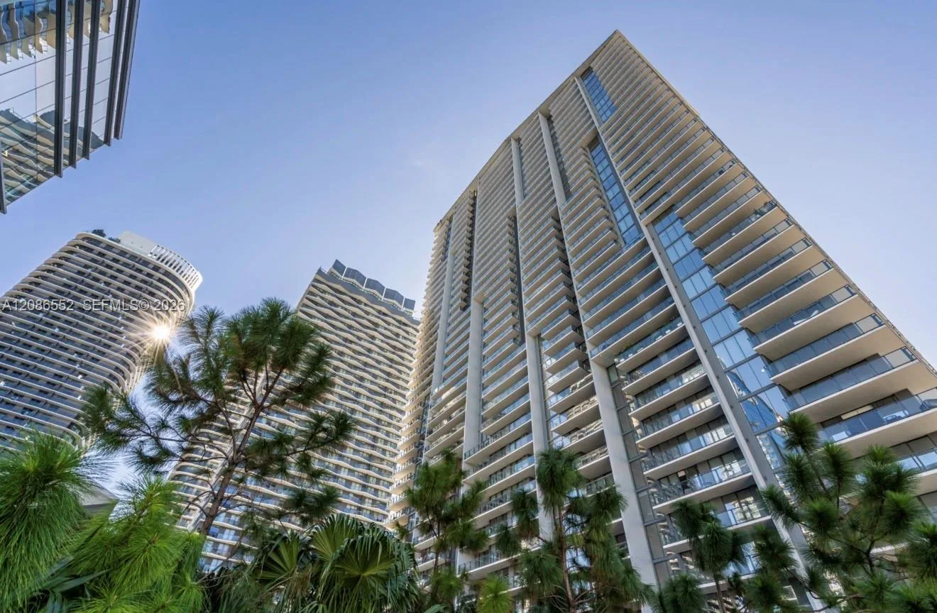 88 SW 7TH ST # 2005, Miami, FL 33130