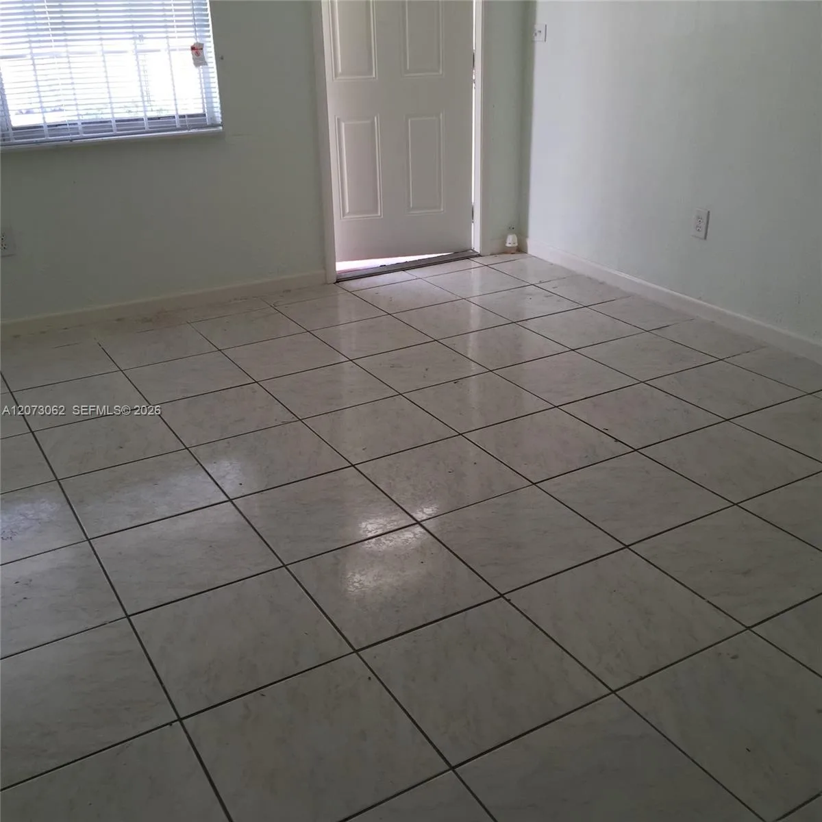 1000 NW 39th St, Miami, FL 33127 photo 3