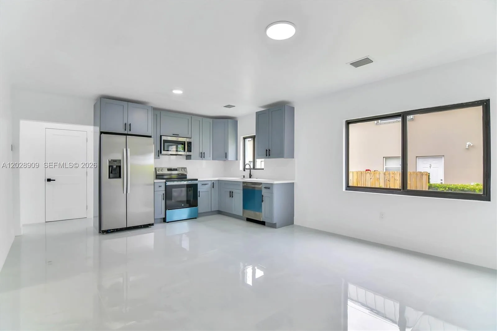 85 SW 30th Ave, Miami, FL 33135 photo 9