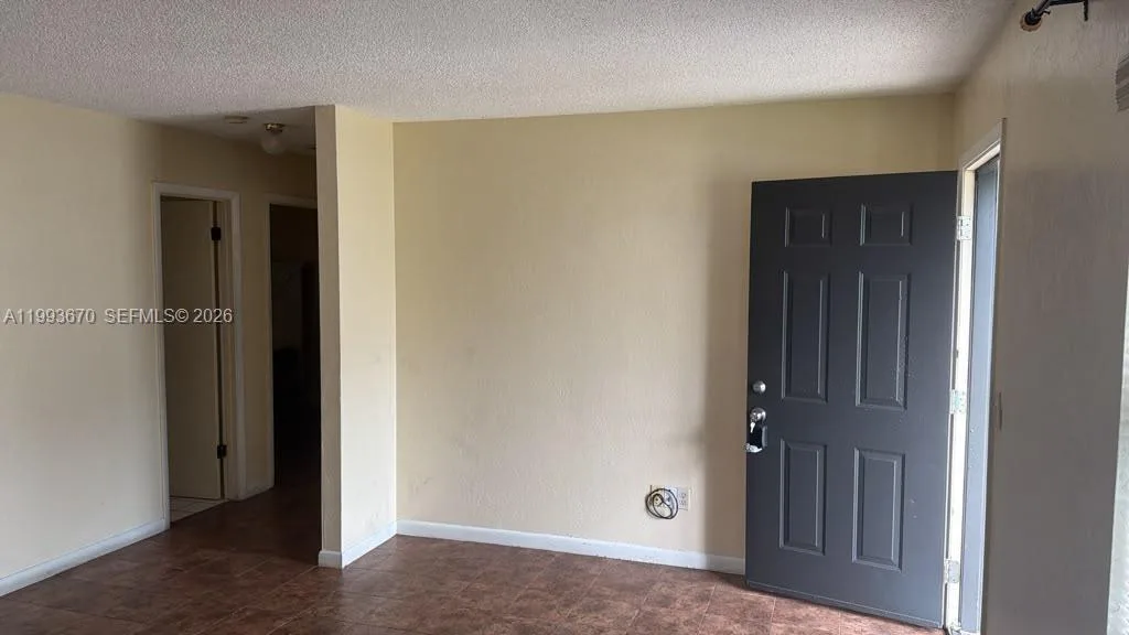421 Las Palmas # 0, Avon Park, FL 33825 photo 2