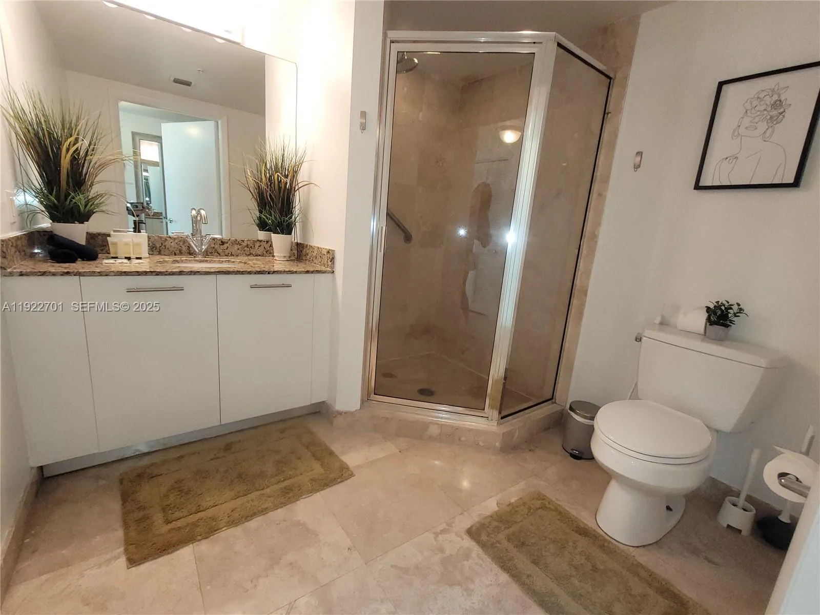 41 SE 5th St # 710, Miami, FL 33131 photo 8