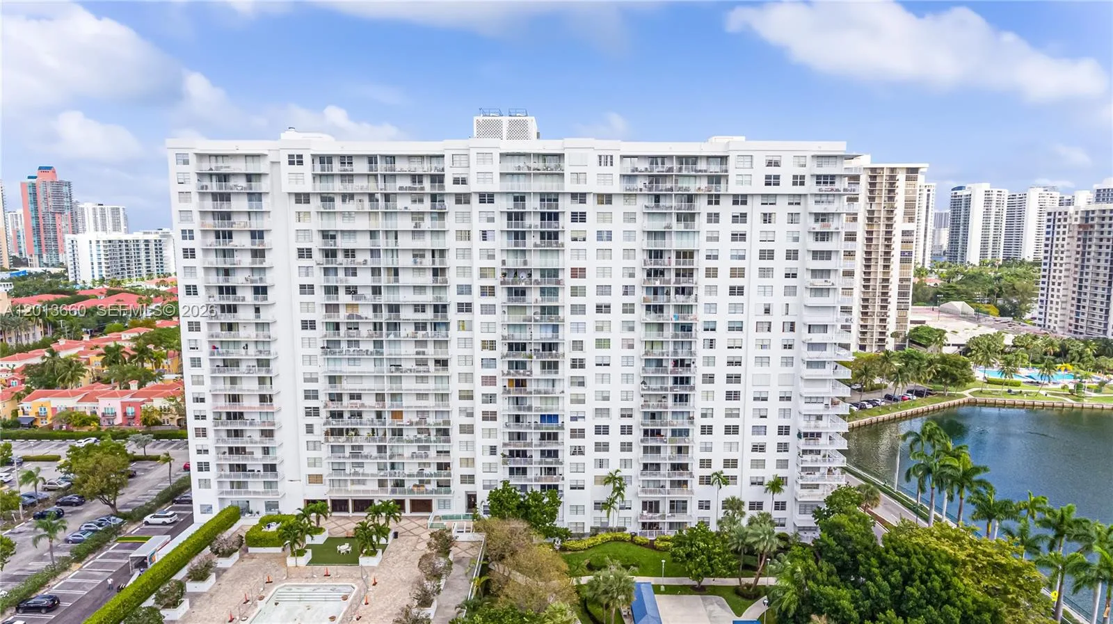 2851 NE 183rd St # 1504E, Aventura, FL 33160 photo 2