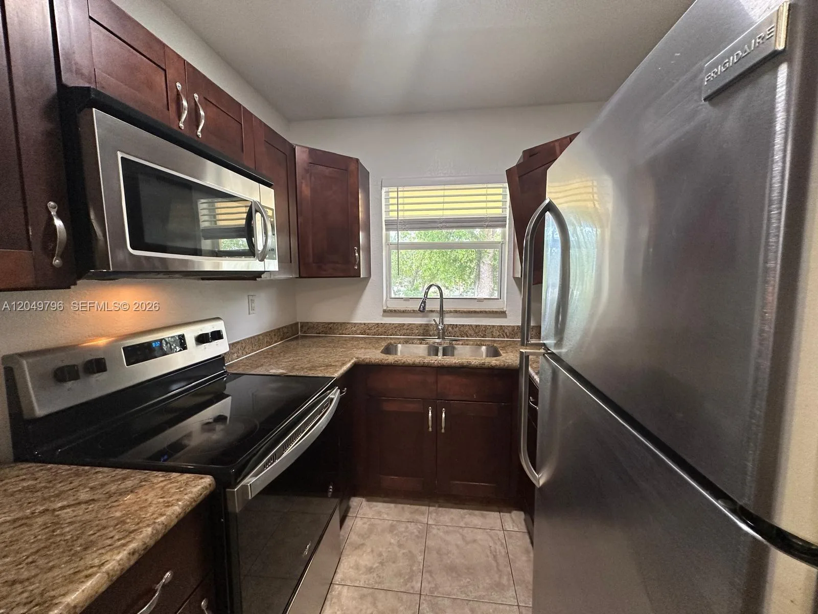 2640 NE 8th Ave # 17, Wilton Manors, FL 33334 photo 7