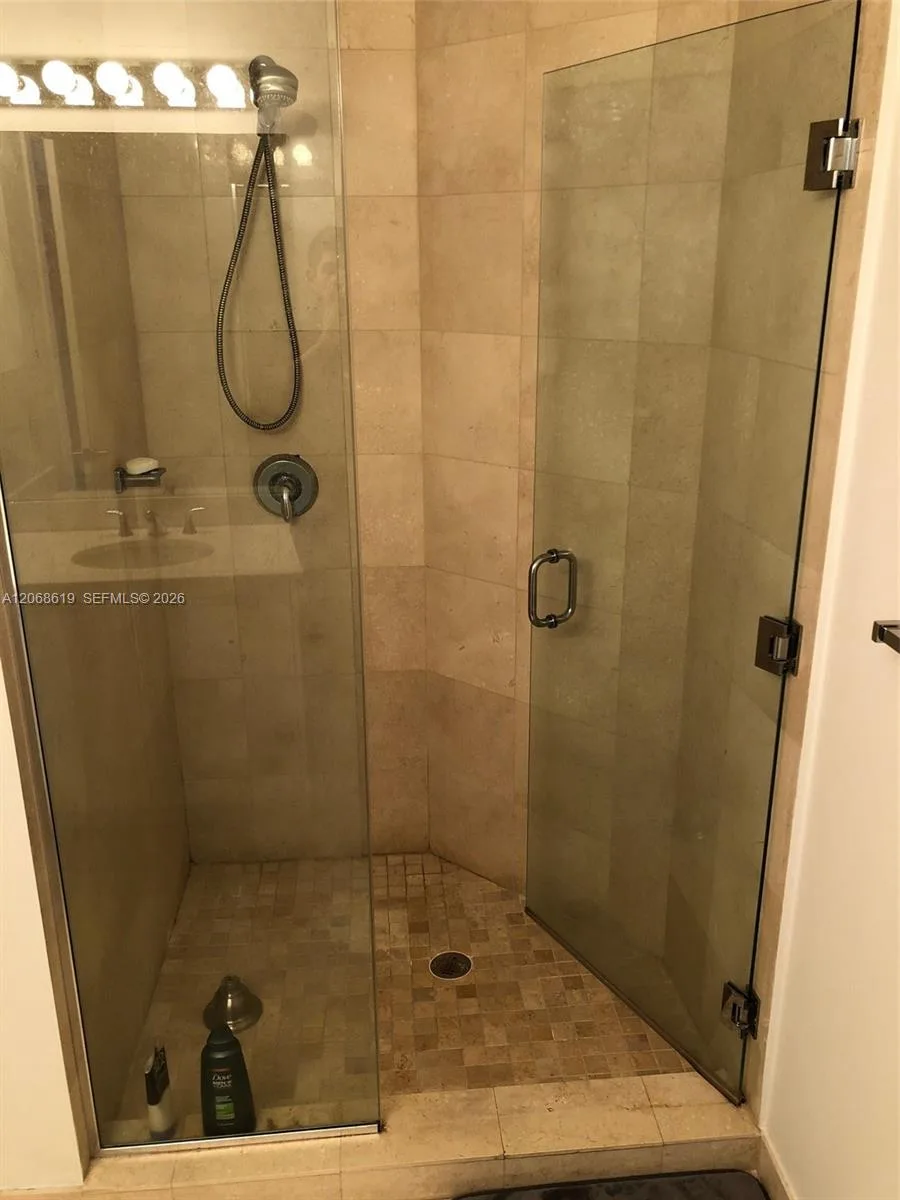 1060 BRICKELL AVE # 1501, Miami, FL 33131 photo 4
