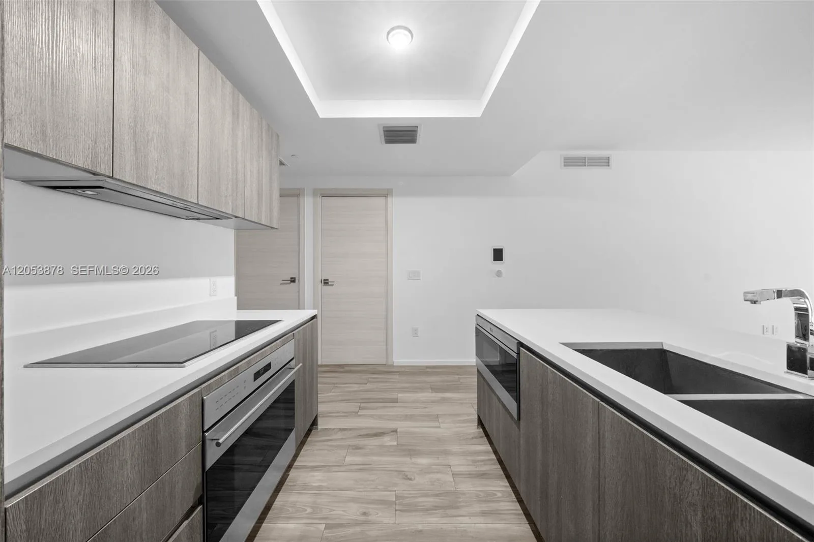 801 S Miami Ave # 2002, Miami, FL 33130 photo 7