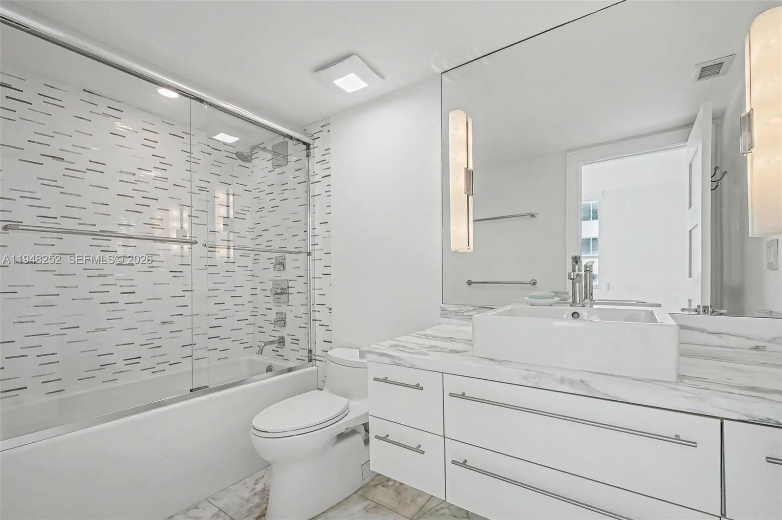 5025 Collins Ave # 903, Miami Beach, FL 33140 photo 8