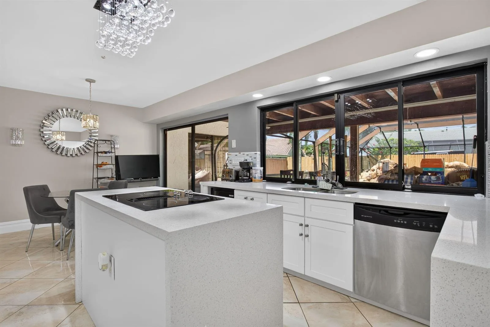7355 NW 83RD Avenue, Tamarac, FL 33321 photo 11