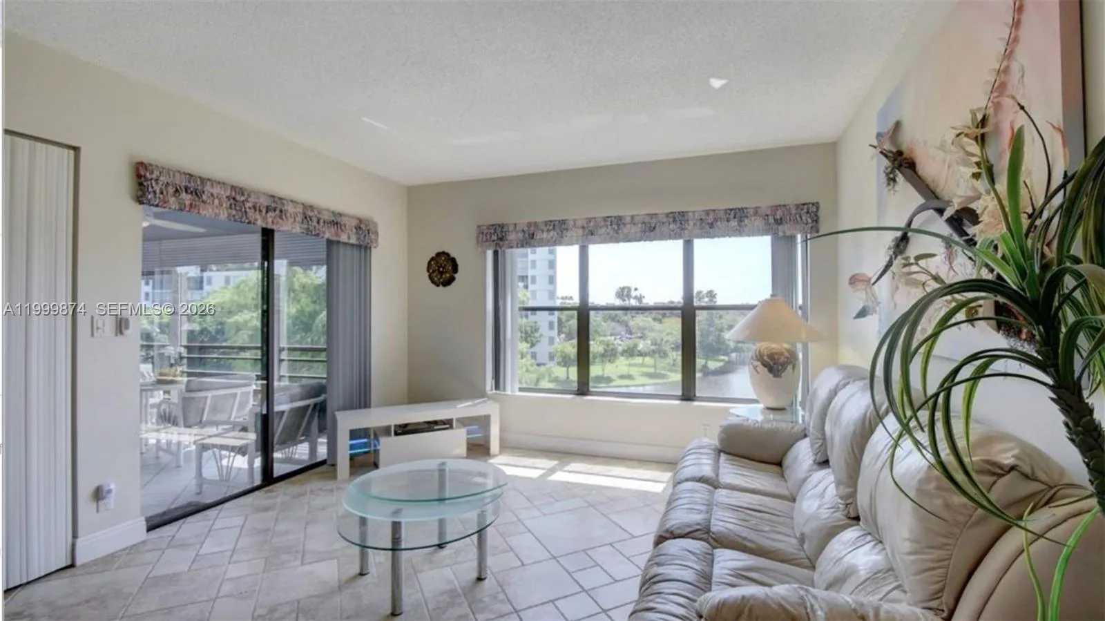 2311 S Cypress Bend Dr # 419A, Pompano Beach, FL 33069 photo 2