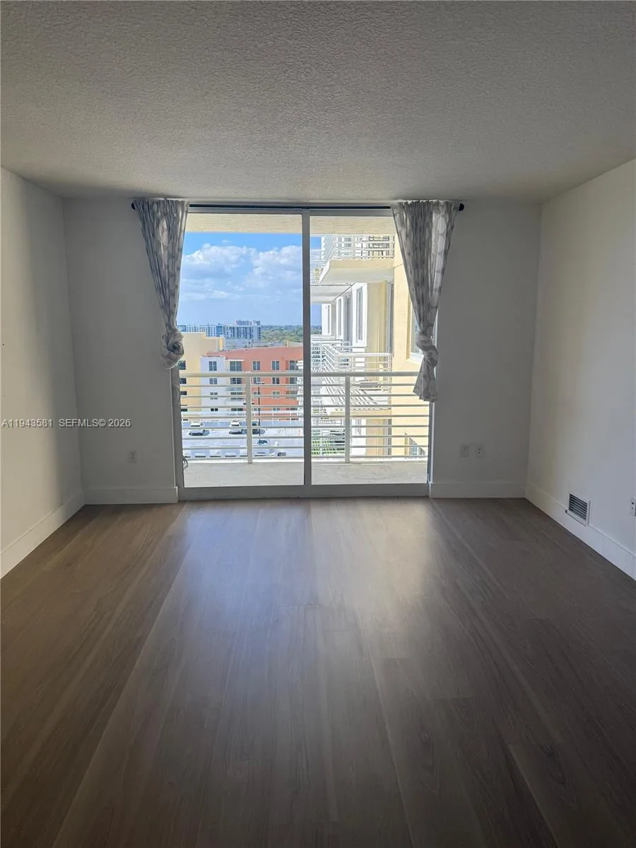 18800 NE 29th Ave # 1027, Aventura, FL 33180