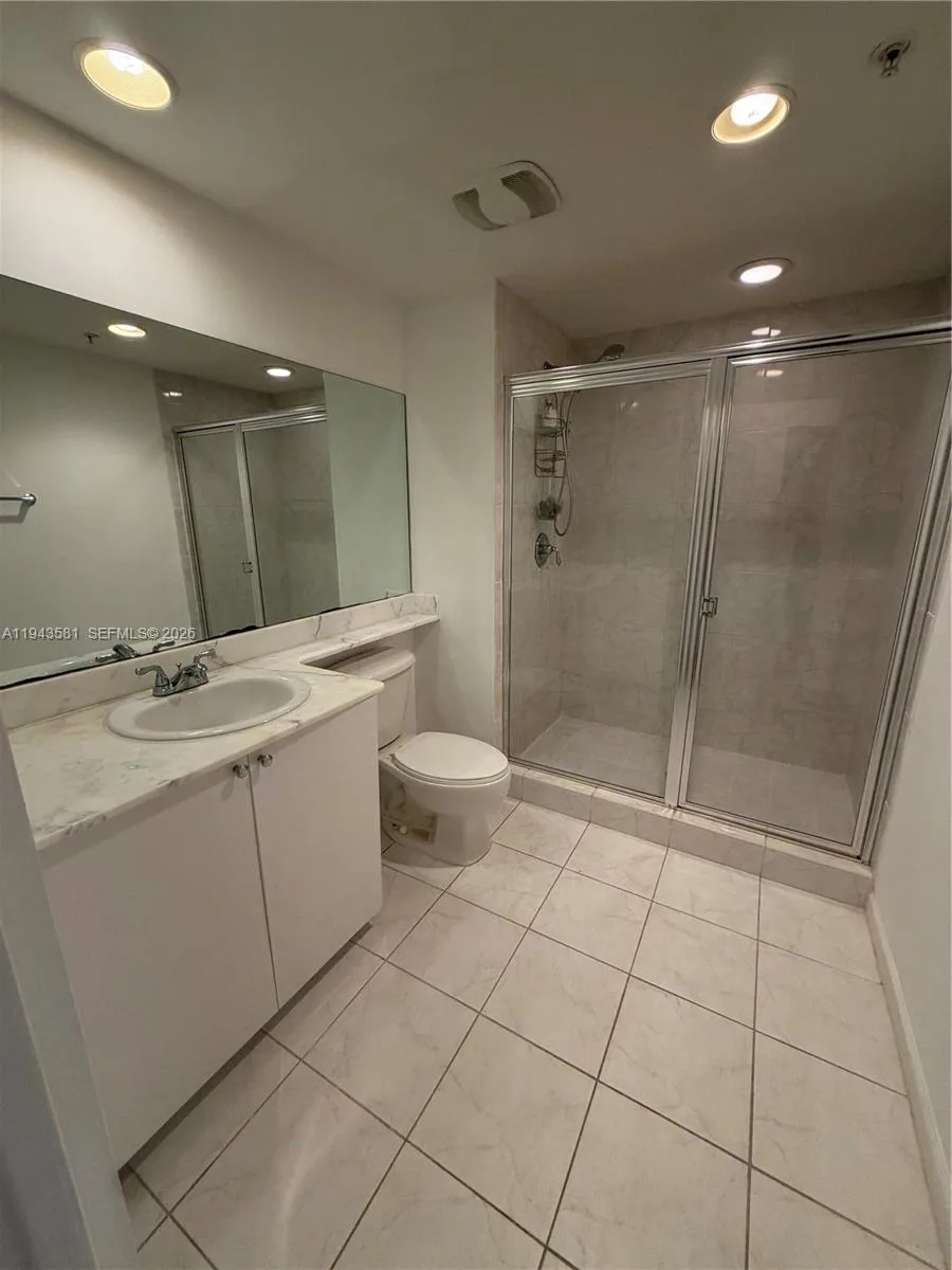 18800 NE 29th Ave # 1027, Aventura, FL 33180 photo 5