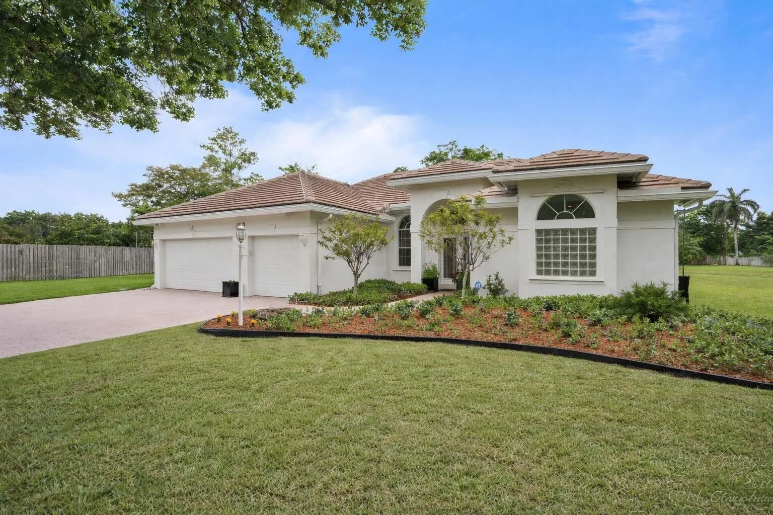 16245 Seneca Circle, Davie, FL 33331