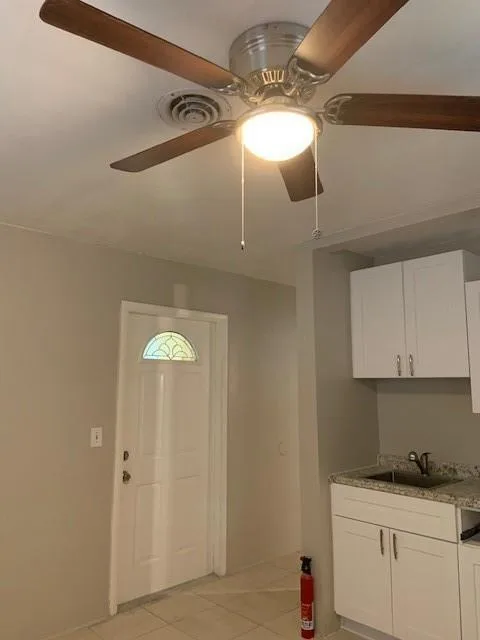 4250 NW 21st Avenue, Oakland Park, FL 33309 — zdjęcie 5