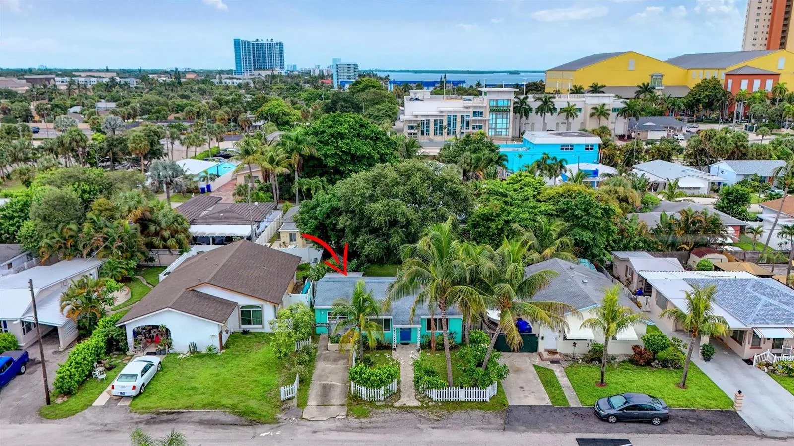 216 E 24th Street, Riviera Beach, FL 33404 photo 2