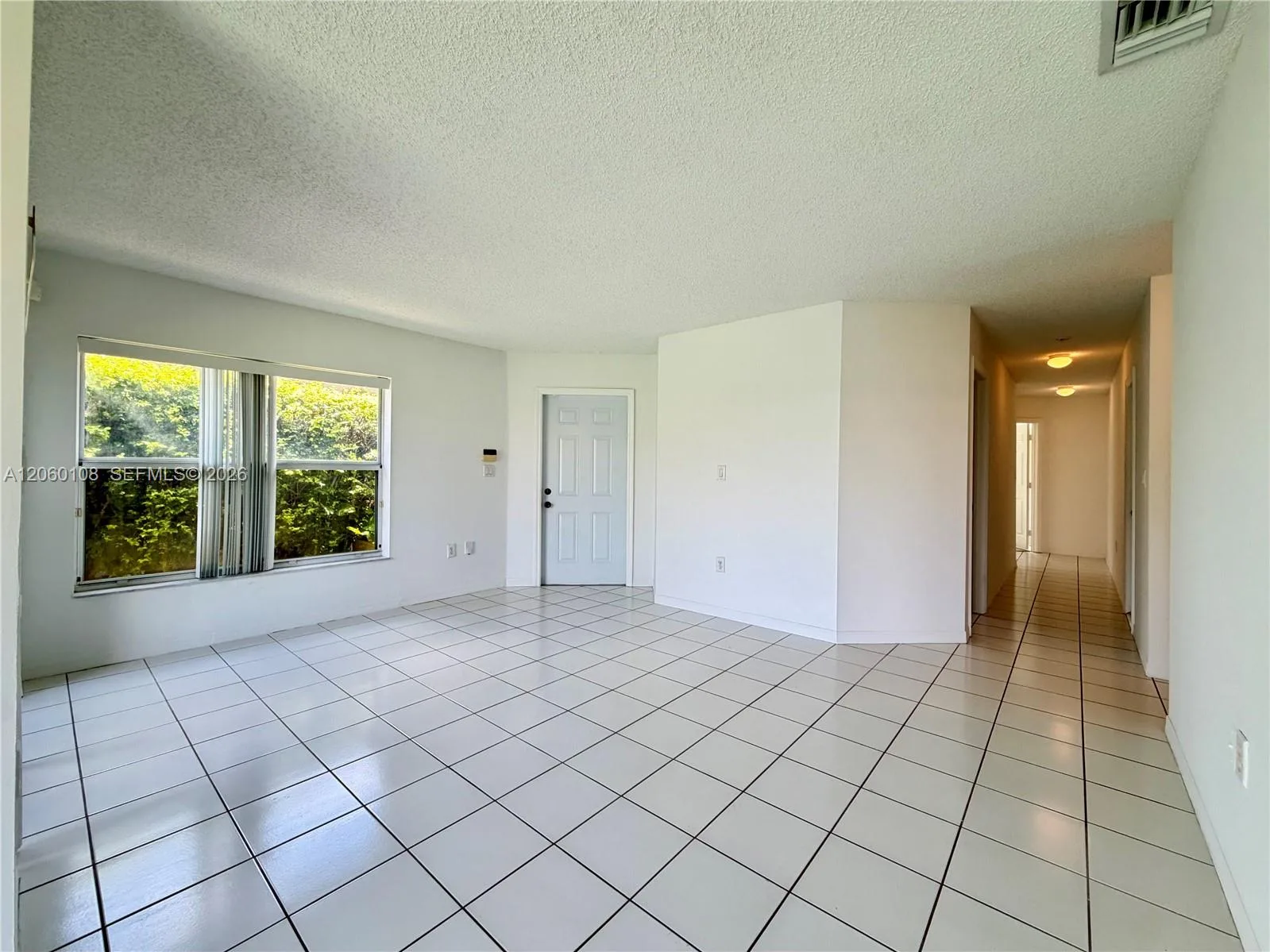 7557 SW 164th Ct, Miami, FL 33193 photo 4